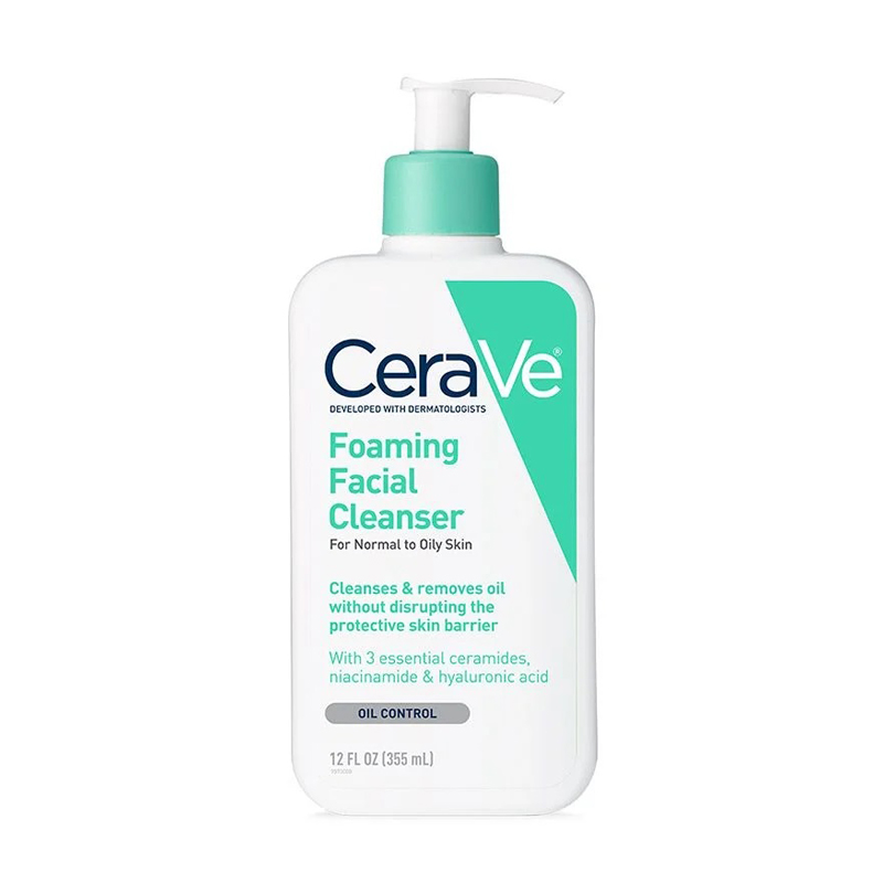 CeraVe Foaming Facial Cleanser bottle with pump – ideal for normal to oily skin, enriched with ceramides, niacinamide, and hyaluronic acid.